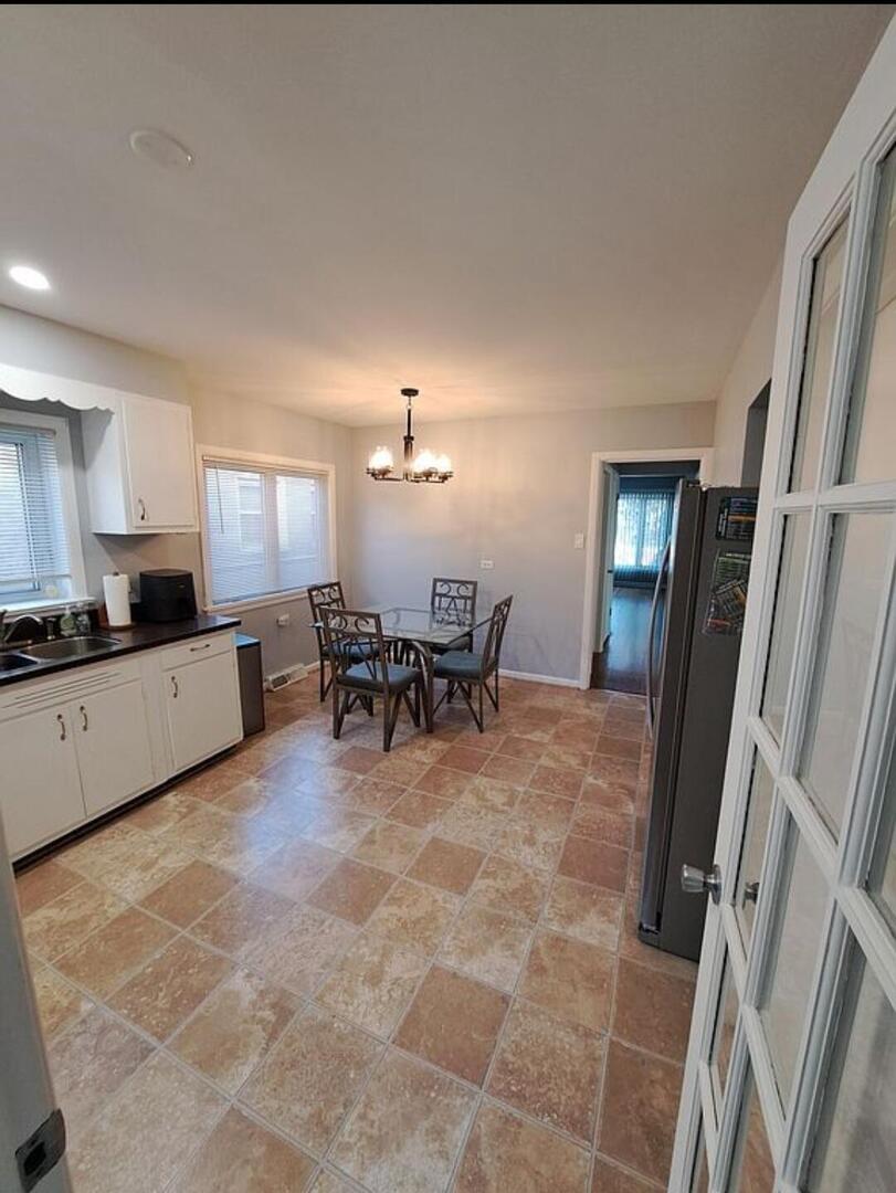 6646 W 63rd Place