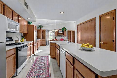 Tiny photo for 4148 B Packard Parkway #4148B, Rockford, IL 61101 (MLS # 12489700)