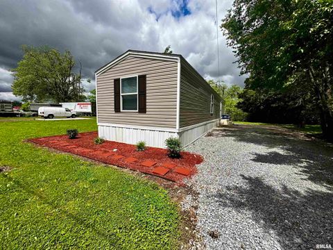 Tiny photo for 806 & 808 BOYD Street, Eldorado, IL 62930 (MLS # QC4269425)