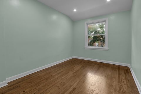 Tiny photo for 1721 Linden Street, Des Plaines, IL 60018 (MLS # 12459545)