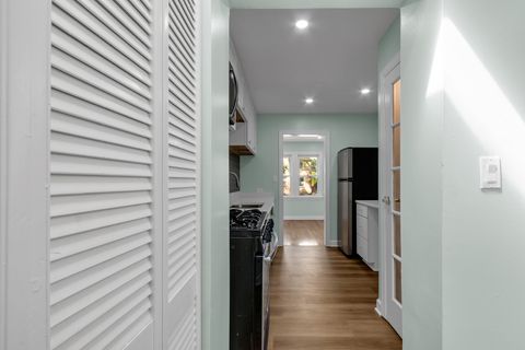 Tiny photo for 1721 Linden Street, Des Plaines, IL 60018 (MLS # 12459545)