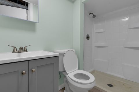 Tiny photo for 1721 Linden Street, Des Plaines, IL 60018 (MLS # 12459545)