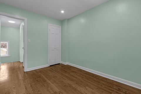 Tiny photo for 1721 Linden Street, Des Plaines, IL 60018 (MLS # 12459545)