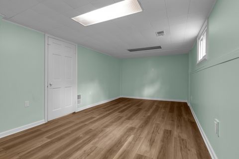 Tiny photo for 1721 Linden Street, Des Plaines, IL 60018 (MLS # 12459545)