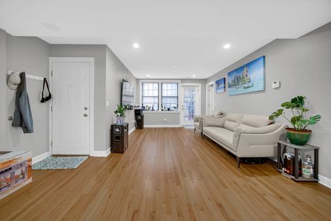 Tiny photo for 5230 N Campbell Avenue #1A, Chicago, IL 60625 (MLS # 12585814)