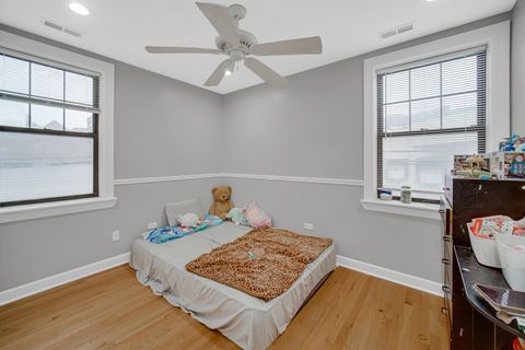 Tiny photo for 5230 N Campbell Avenue #1A, Chicago, IL 60625 (MLS # 12585814)