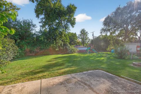 Tiny photo for 117 E Vermont Street, Villa Park, IL 60181 (MLS # 12467626)