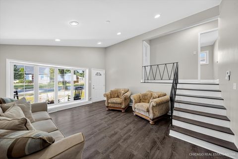 Tiny photo for 117 E Vermont Street, Villa Park, IL 60181 (MLS # 12467626)