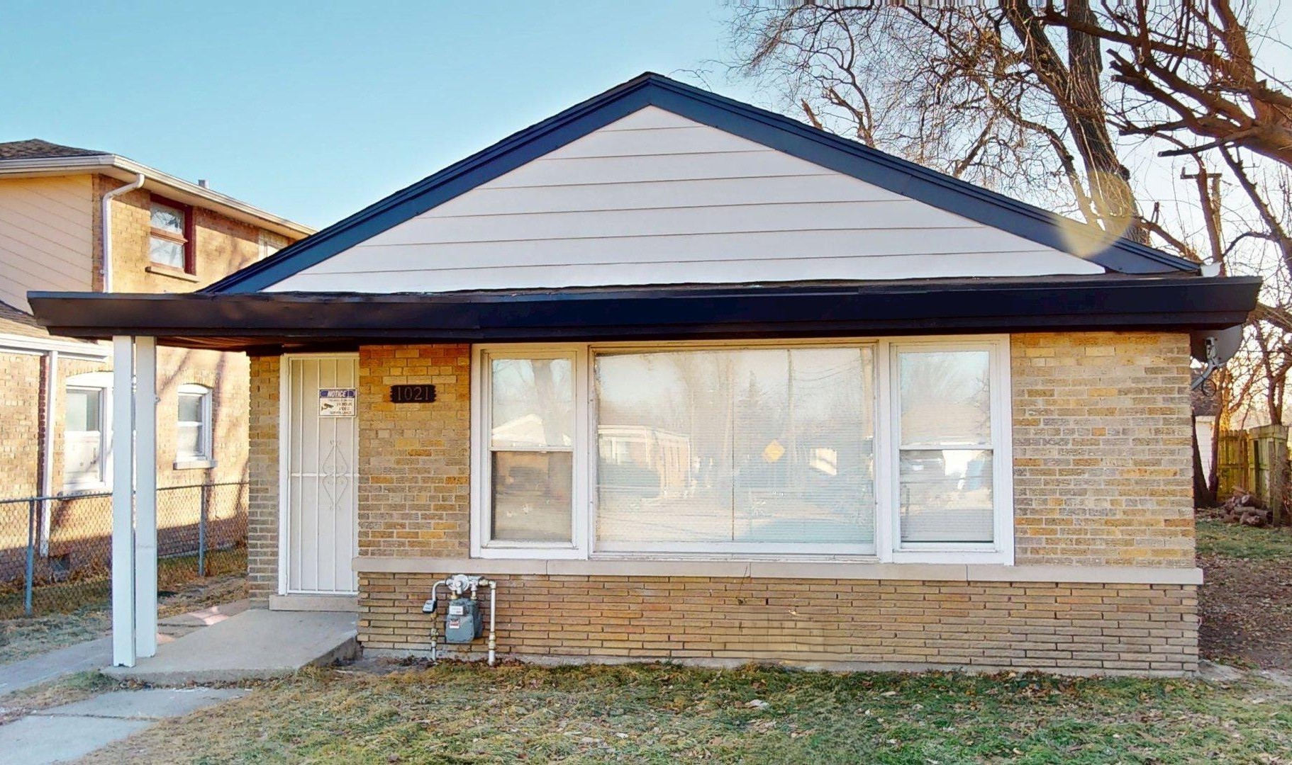 1021 W Vermont Avenue