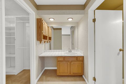 Tiny photo for 140 Leslie Lane, Bolingbrook, IL 60440 (MLS # 12616233)