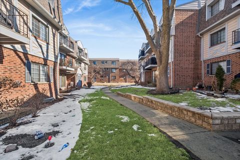 Tiny photo for 3266 Sanders Road #6F, Northbrook, IL 60062 (MLS # 12539758)