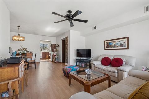 Tiny photo for 3266 Sanders Road #6F, Northbrook, IL 60062 (MLS # 12539758)