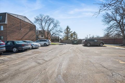 Tiny photo for 3266 Sanders Road #6F, Northbrook, IL 60062 (MLS # 12539758)