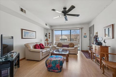 Tiny photo for 3266 Sanders Road #6F, Northbrook, IL 60062 (MLS # 12539758)