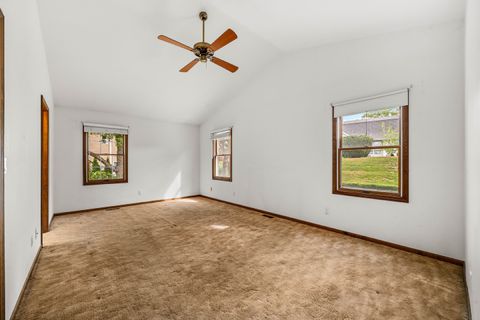 Tiny photo for 7 Douglas Drive, Sugar Grove, IL 60554 (MLS # 12584995)