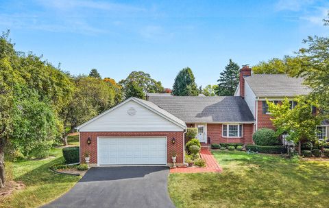 Tiny photo for 7 Douglas Drive, Sugar Grove, IL 60554 (MLS # 12584995)