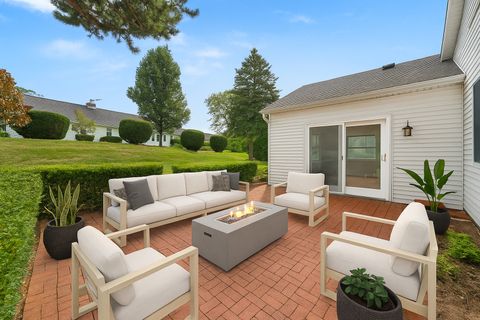 Tiny photo for 7 Douglas Drive, Sugar Grove, IL 60554 (MLS # 12584995)