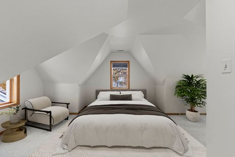 Tiny photo for 5708 N Austin Avenue, Chicago, IL 60646 (MLS # 12523087)