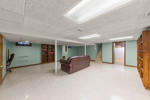 Tiny photo for 5708 N Austin Avenue, Chicago, IL 60646 (MLS # 12523087)
