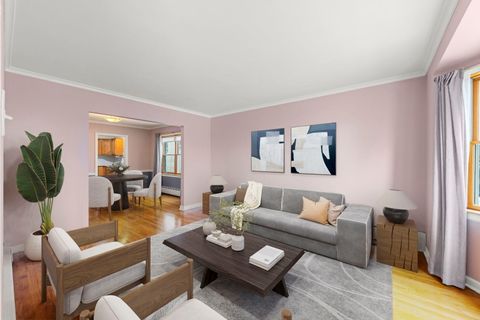 Tiny photo for 5708 N Austin Avenue, Chicago, IL 60646 (MLS # 12523087)