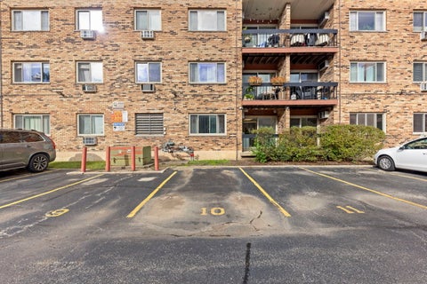 Tiny photo for 420 S HOME Avenue #109N, Oak Park, IL 60302 (MLS # 12768293)