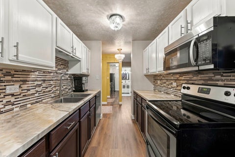 Tiny photo for 420 S HOME Avenue #109N, Oak Park, IL 60302 (MLS # 12768293)