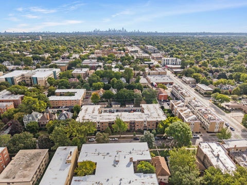 Tiny photo for 420 S HOME Avenue #109N, Oak Park, IL 60302 (MLS # 12768293)
