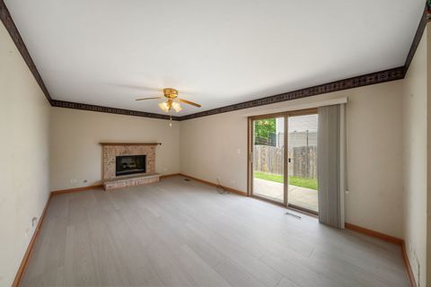 Tiny photo for 1003 Harvest Drive, Antioch, IL 60002 (MLS # 12660951)