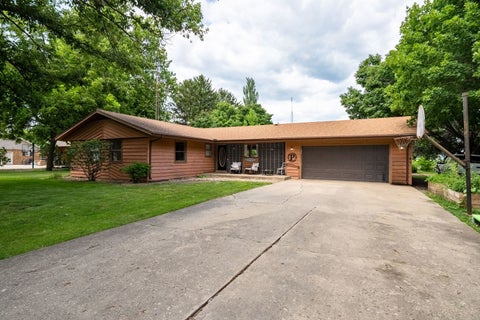 Photo of 204 E Koopman Drive, Flanagan, IL 61740 (MLS # 12714798)