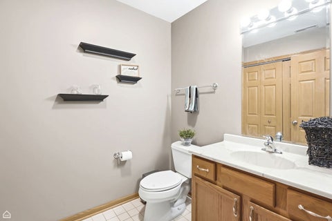 Tiny photo for 100 N Bokelman Street #429, Roselle, IL 60172 (MLS # 12700284)