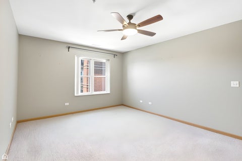 Tiny photo for 100 N Bokelman Street #429, Roselle, IL 60172 (MLS # 12700284)