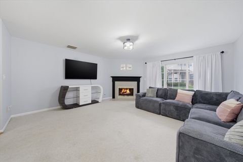 Tiny photo for 1939 Grove Avenue, Schaumburg, IL 60193 (MLS # 12618575)