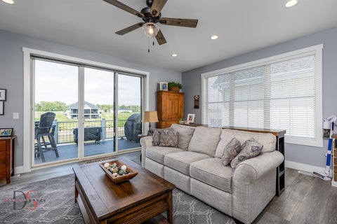 Tiny photo for 32 Waterside Way, Ottawa, IL 61350 (MLS # 12601855)