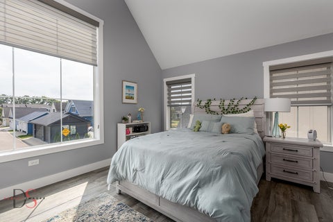 Tiny photo for 32 Waterside Way, Ottawa, IL 61350 (MLS # 12601855)