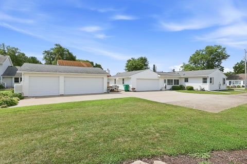 Tiny photo for 2602 43rd Street, Moline, IL 61265 (MLS # 12758518)