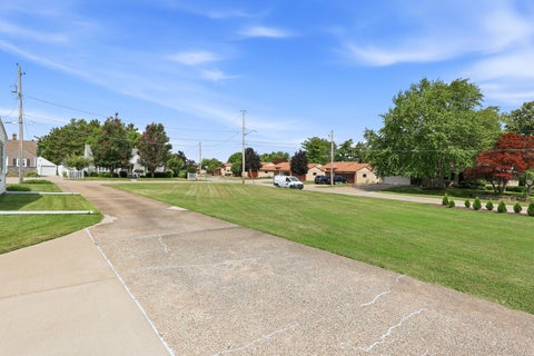 Tiny photo for 2602 43rd Street, Moline, IL 61265 (MLS # 12758518)