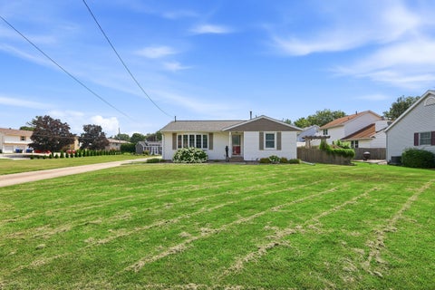 Tiny photo for 2602 43rd Street, Moline, IL 61265 (MLS # 12758518)