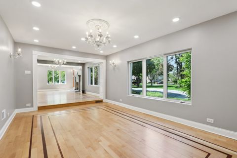 Tiny photo for 6857 N Knox Avenue, Lincolnwood, IL 60712 (MLS # 12447456)