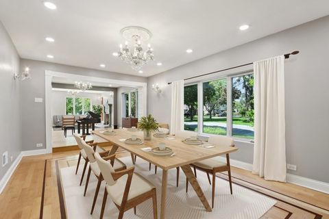 Tiny photo for 6857 N Knox Avenue, Lincolnwood, IL 60712 (MLS # 12447456)