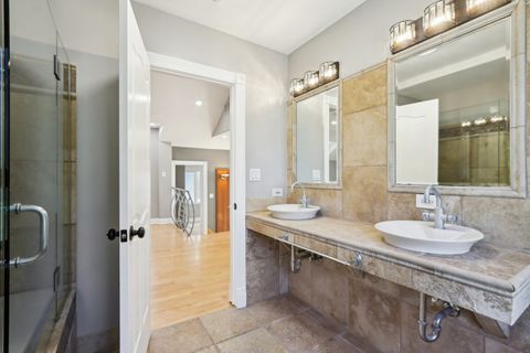 Tiny photo for 6857 N Knox Avenue, Lincolnwood, IL 60712 (MLS # 12447456)