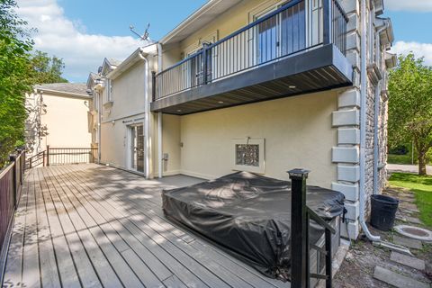 Tiny photo for 6857 N Knox Avenue, Lincolnwood, IL 60712 (MLS # 12447456)