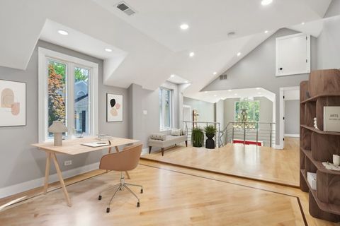 Tiny photo for 6857 N Knox Avenue, Lincolnwood, IL 60712 (MLS # 12447456)