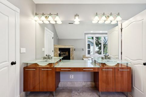 Tiny photo for 6857 N Knox Avenue, Lincolnwood, IL 60712 (MLS # 12447456)