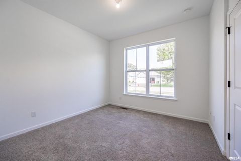 Tiny photo for Lot 8 Faiths Way, Bettendorf, IA 52722 (MLS # 12605731)