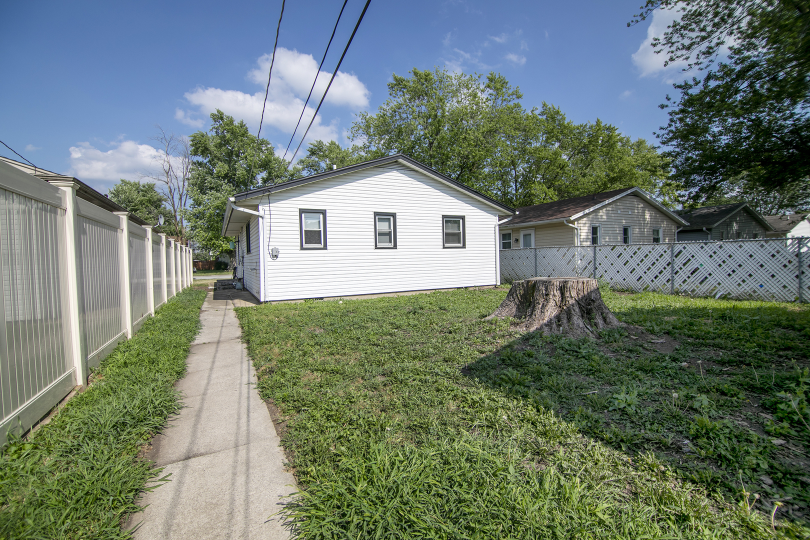 289 N Jackson Avenue