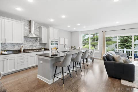 Tiny photo for 656 Riverbank Drive, Geneva, IL 60134 (MLS # 12678984)