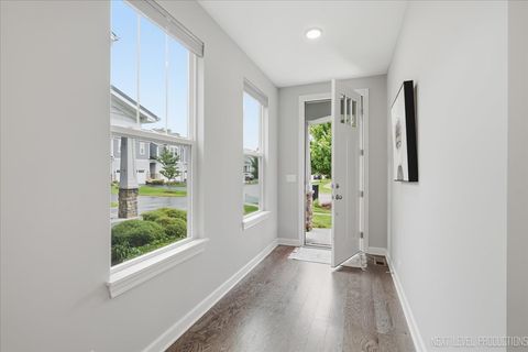 Tiny photo for 656 Riverbank Drive, Geneva, IL 60134 (MLS # 12678984)