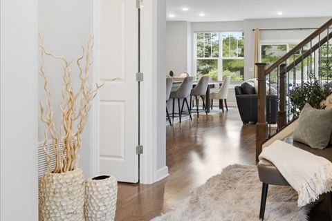 Tiny photo for 656 Riverbank Drive, Geneva, IL 60134 (MLS # 12678984)