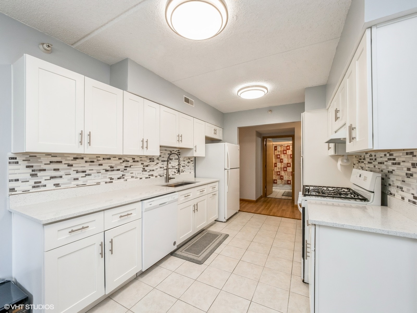 11 S Wille Street 201