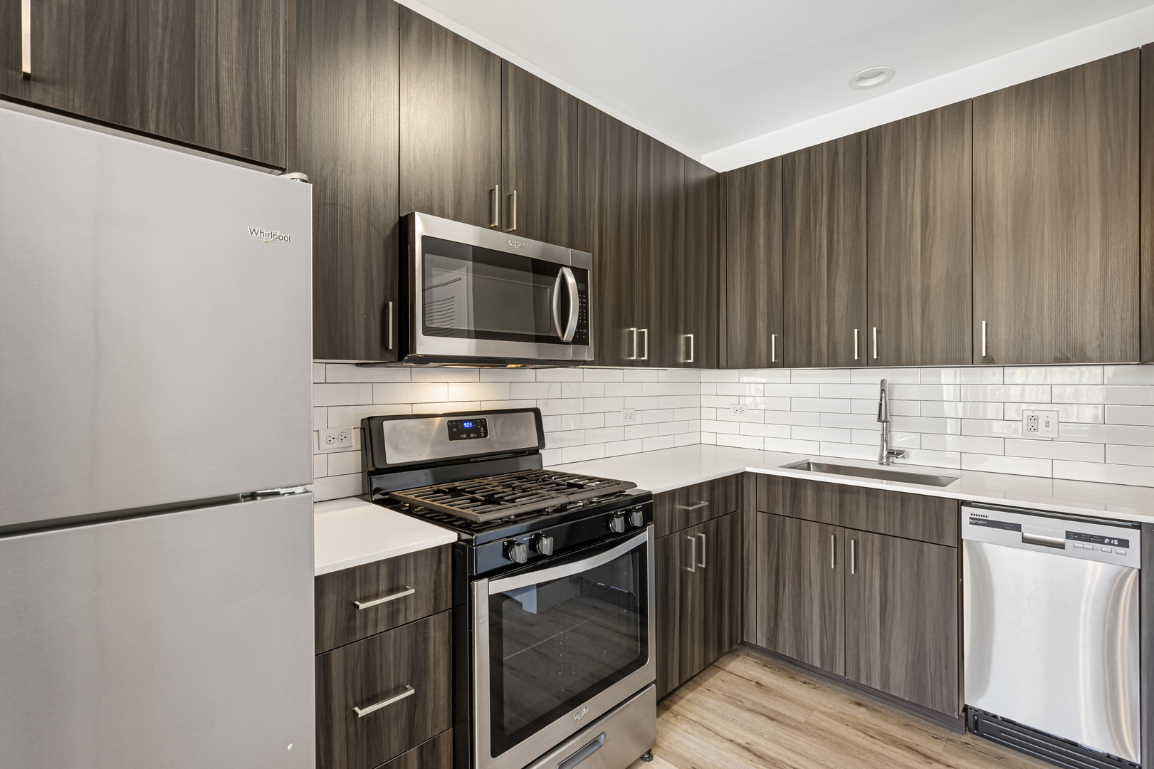 1531 W Howard Avenue 407